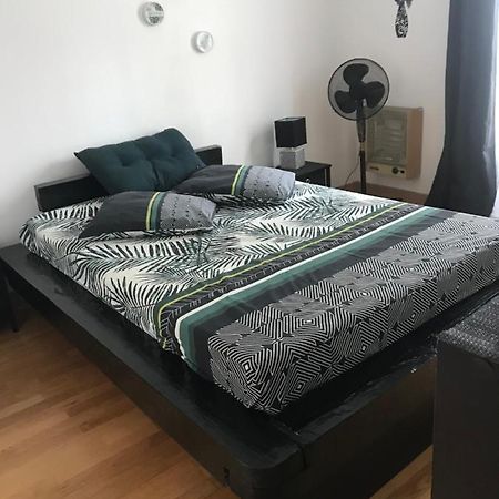 Chambre en Ardèche du Sud Saint-Remeze Esterno foto