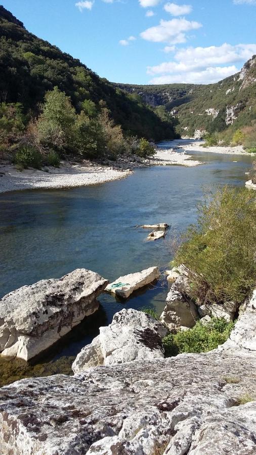 Chambre en Ardèche du Sud Saint-Remeze Esterno foto